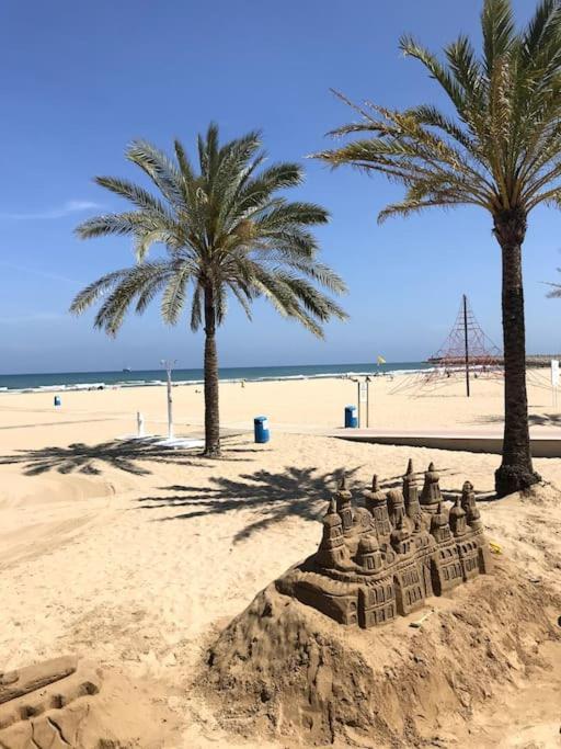 Lovely Family Apartment 2 Min. From The Beach Playa de Gandia Exteriör bild
