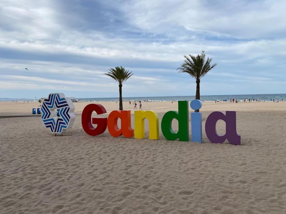 Lovely Family Apartment 2 Min. From The Beach Playa de Gandia Exteriör bild