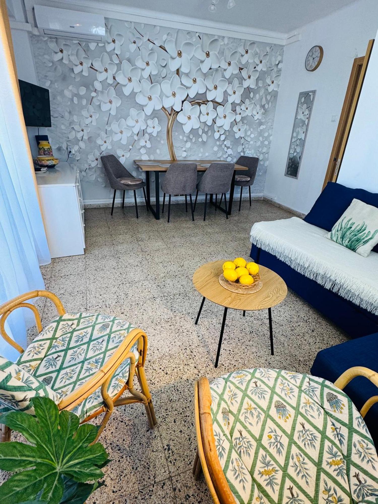 Lovely Family Apartment 2 Min. From The Beach Playa de Gandia Exteriör bild