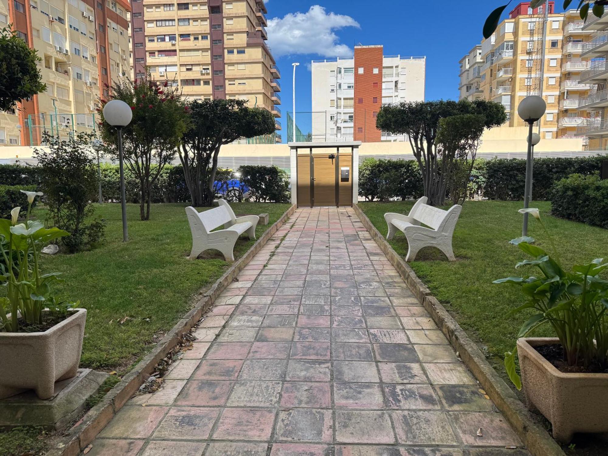 Lovely Family Apartment 2 Min. From The Beach Playa de Gandia Exteriör bild